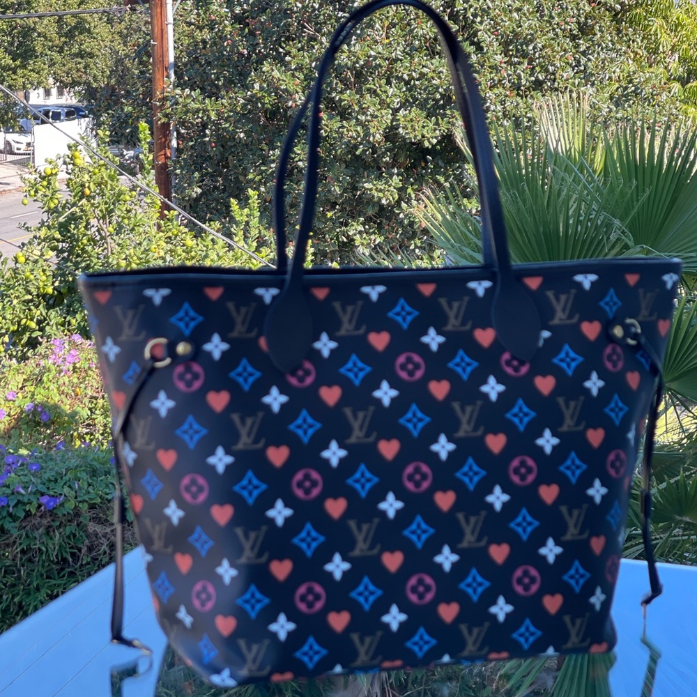 Louis Vuitton Game on Neverful MM - Picture 2 of 10